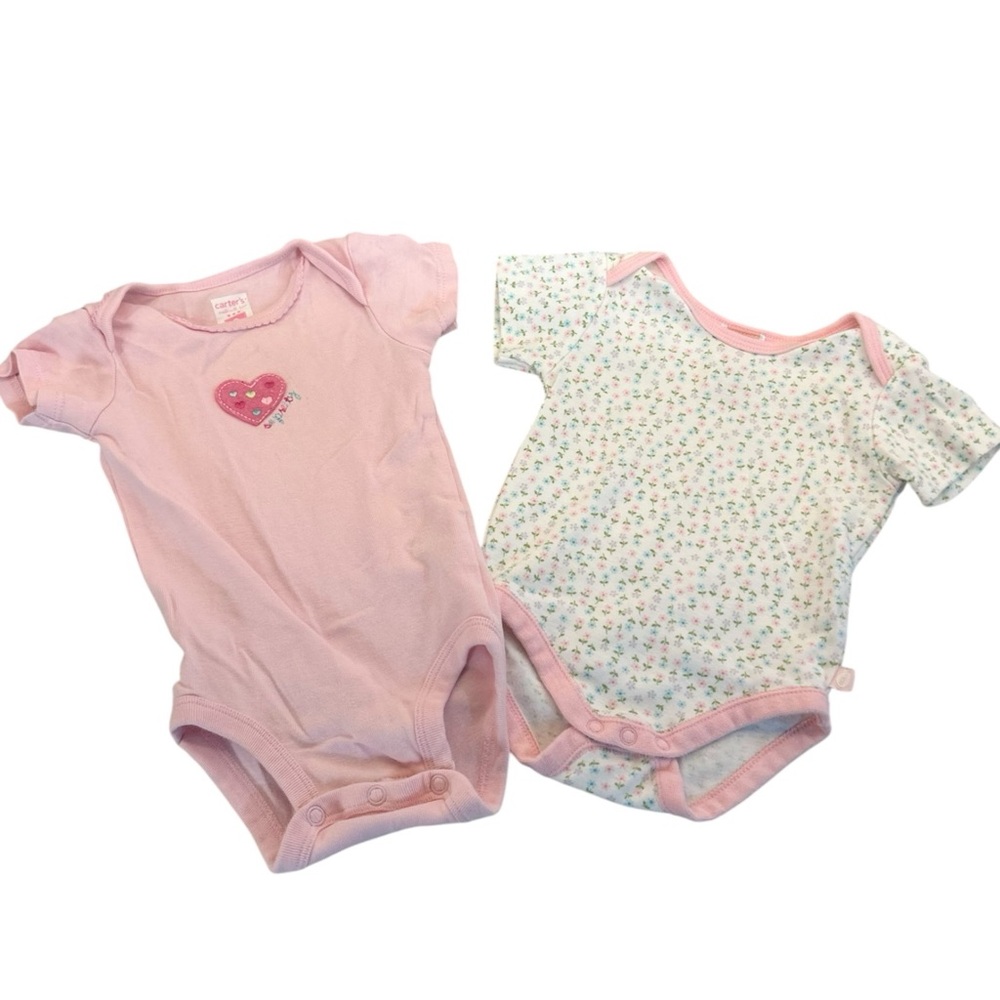 Vintage‎ Carter’s and Gymboree 2 pack Floral and Heart Onesies